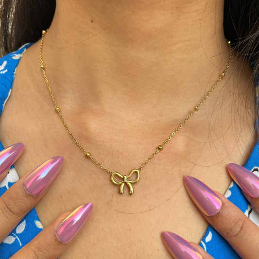 Bow Pendant Necklace