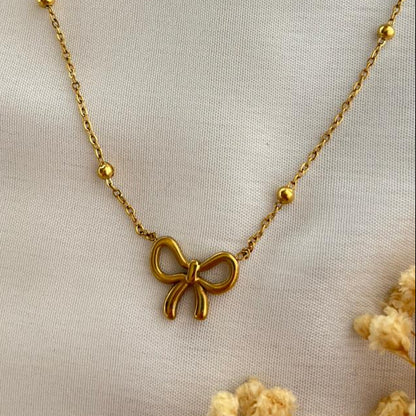 Bow Pendant Necklace