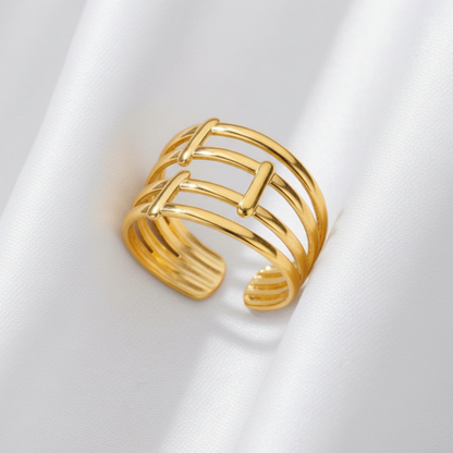 Power Curve Ring